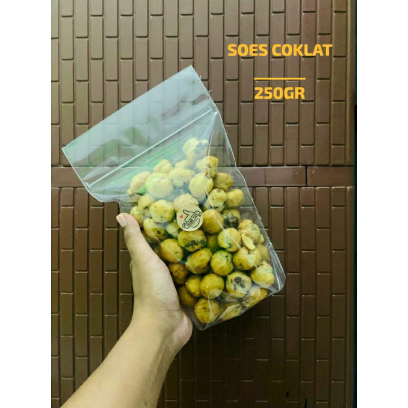 

SOES COKLAT PREMIUM CAMILAN SOES