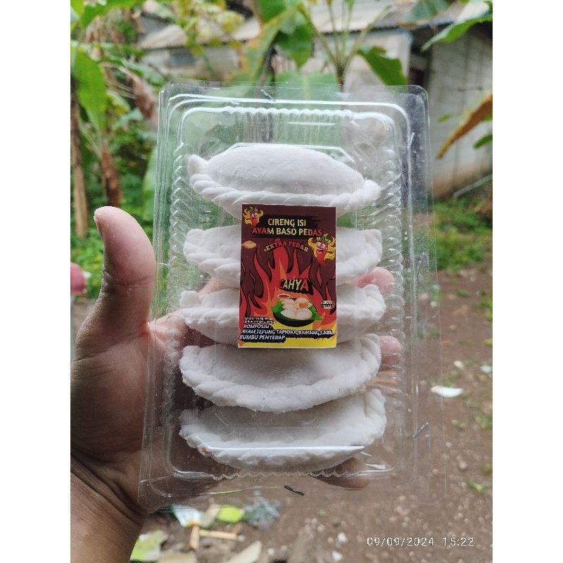 

Cireng ayam suir pedas jumbo