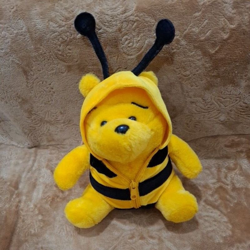 Pooh Kostum Lebah
