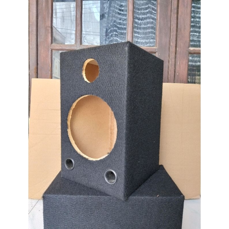 BOX SPEAKER 8 INCH DAN TWETER (full karpet)