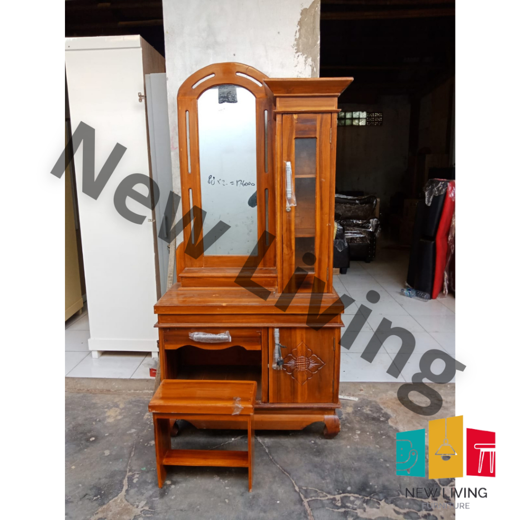 Meja Rias Cermin / Meja Rias Kayu Jati / Rak Meja Rias Minimalis