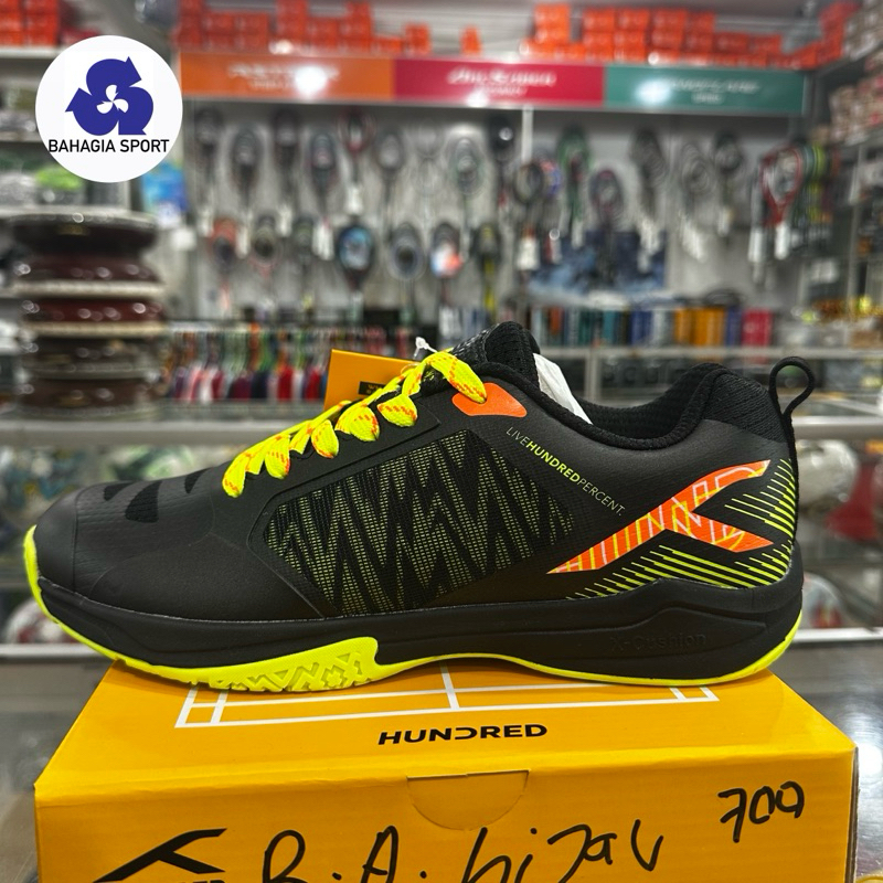 Sepatu Badminton HNDRD Beast Armor