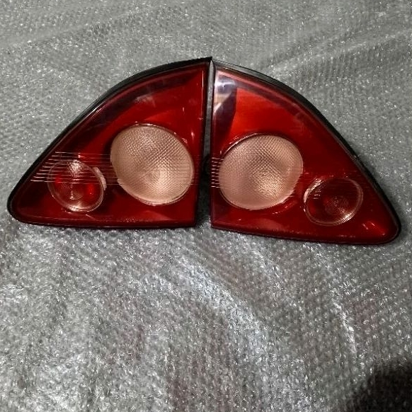 stoplamp lampu bagasi Toyota harrier rx300 1998-2001