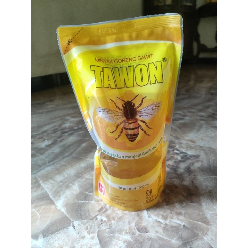 

Minyak goreng tawon 900ml