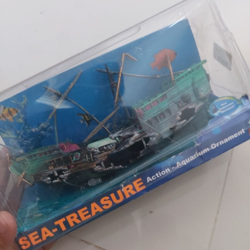 hiasan dekorasi  ornamen aquarium kapal karam sea-treasure