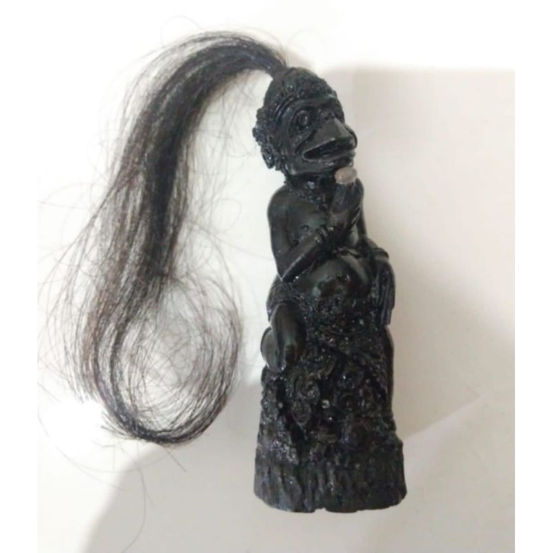 Golek kencana asli pegang batu