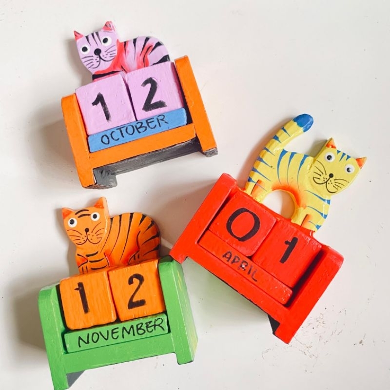

Mini Kalender Kucing Bali