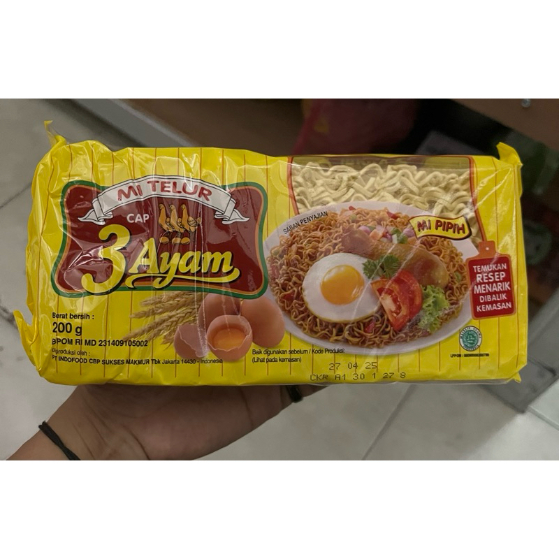 

Mi Telur (Cap 3 Ayam)