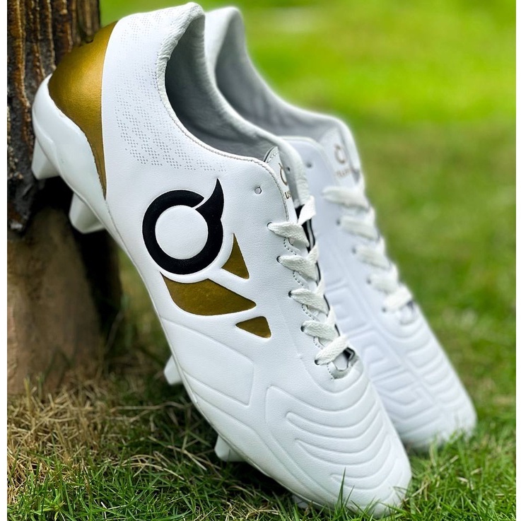 Terlaris  Sepatu Sepak Bola Specs Spyder Infinity 999  Victory Ewaklok Swervo Terbaru Harga Termurah