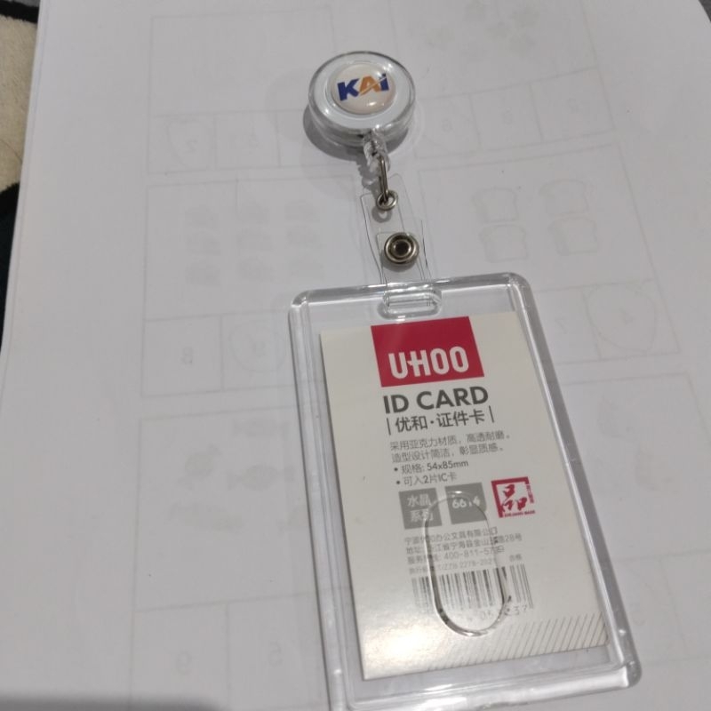 

Nametag KAI Akrilik dan Yoyo Transparan