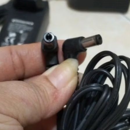 RK ADAPTOR HYPERCOM 7,5V ~ 2,8A