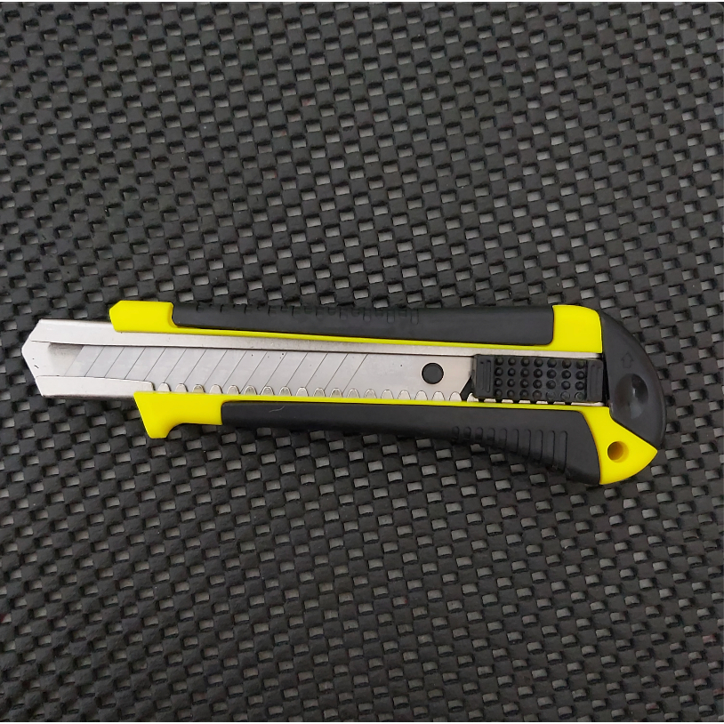 

cutter besar tipe joyko L500 pemotong kertas ukuran besar