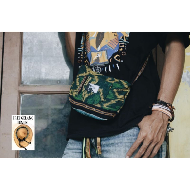 tas tenun // Slingbag tenun // tas selempang tenun