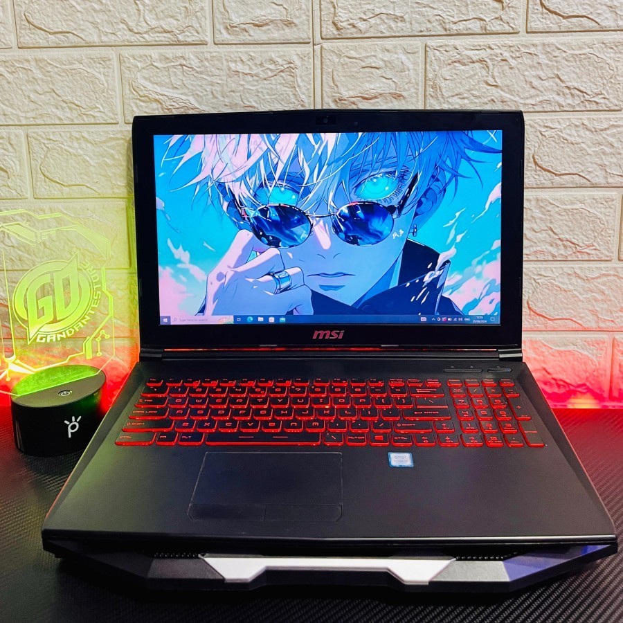 MSI GL63 Slim Gaming Desain Laptop i7 GDDR5X 1050 12 GB Total Dual VGA Graphics