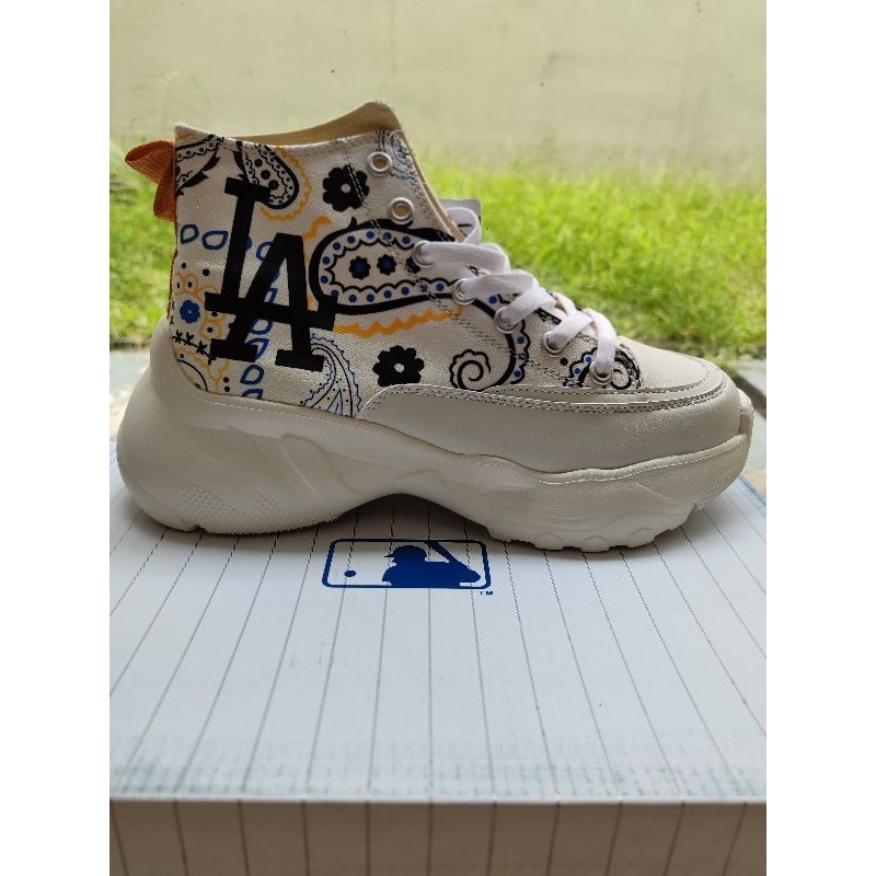 sepatu sneakers Korea wanita batik NY