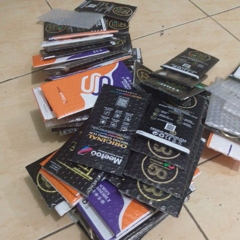 Buble wrap bekas Lcd Hp