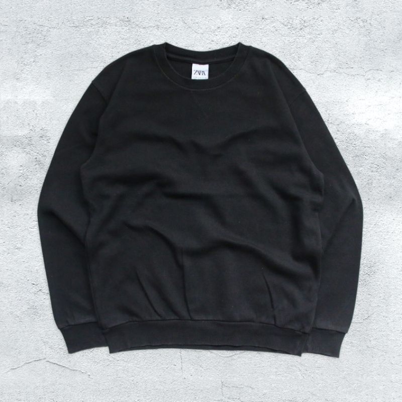 ZARA CREWNECK