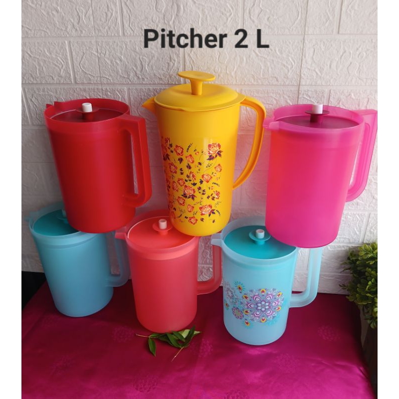 Pitcher Tupperware 2 Liter