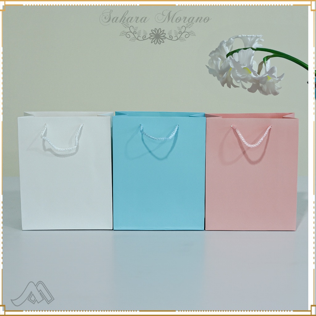 

Paper Bag Polos Vertikal / Tas Belanja / Shopping Bag /Tas Souvenir / Goodie Bag