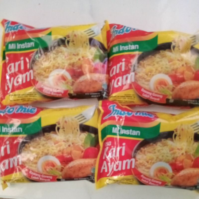 

Indomie kari ayam 72gr
