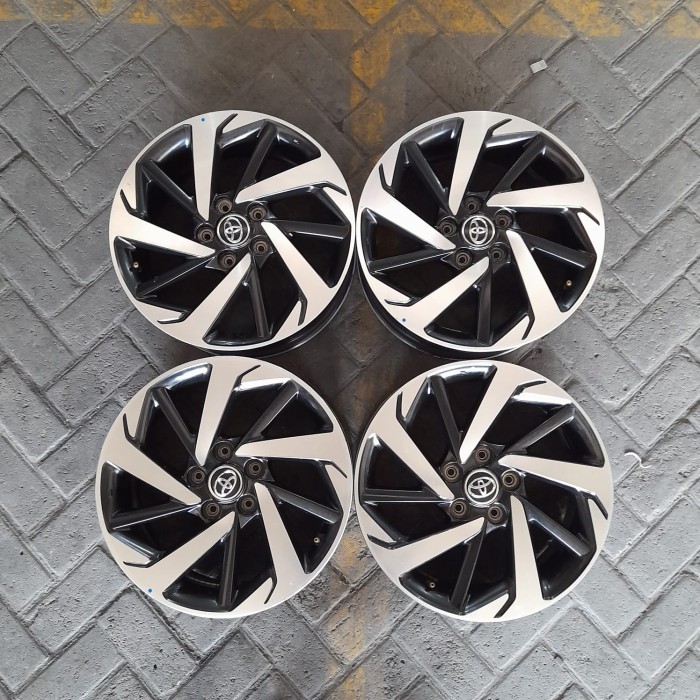 VELG SEKEN ORI TOYOTA RUSH TRD RING 17 PCD 5X114,3 RUSH,TERIOS,TARUNA,INNOVA DLL