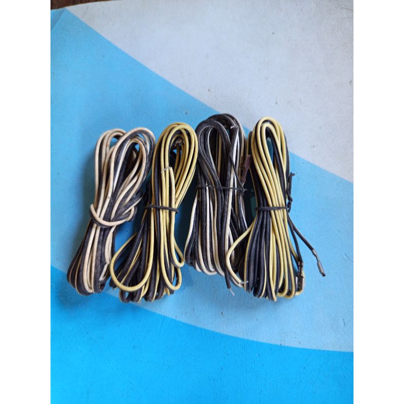 Kabel speaker 2,5mtr isi 2