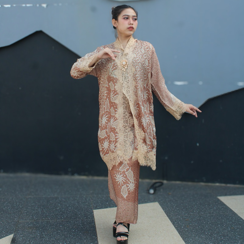 RASKEB Set Oriza Outer Rok Lilit Viscose Batik Kebaya Modern