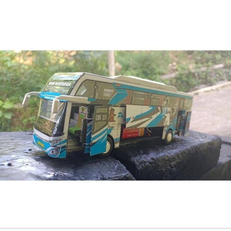 miniatur bis PO haryanto biru