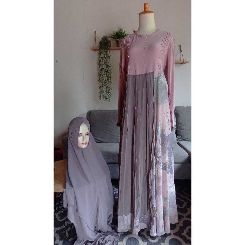(PRELOVED) SET SYAR'I BY QNANZ MOTIF MIX PLISKET CAKEP MURAH, GAMIS BRANDED BY QNANZ SET SYAR'I LONG