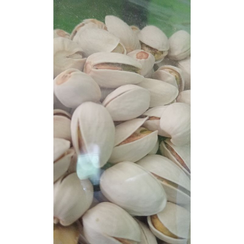 

Kacang Pistachio / Kacang Ketawa