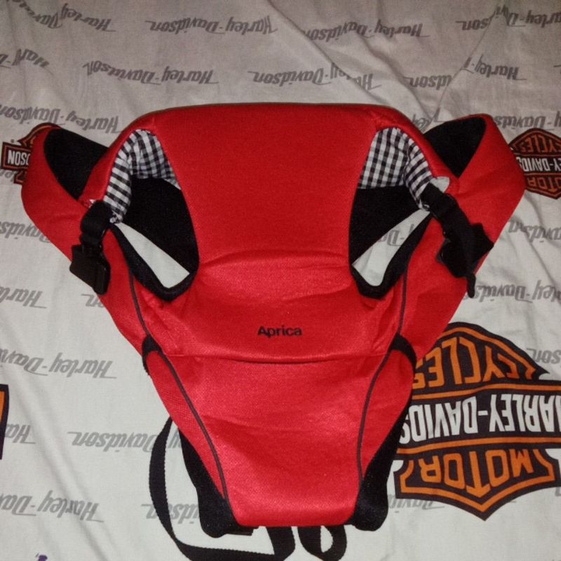 Sakhiamzar Shop PL gendongan 4in1 Aprica like new mulus