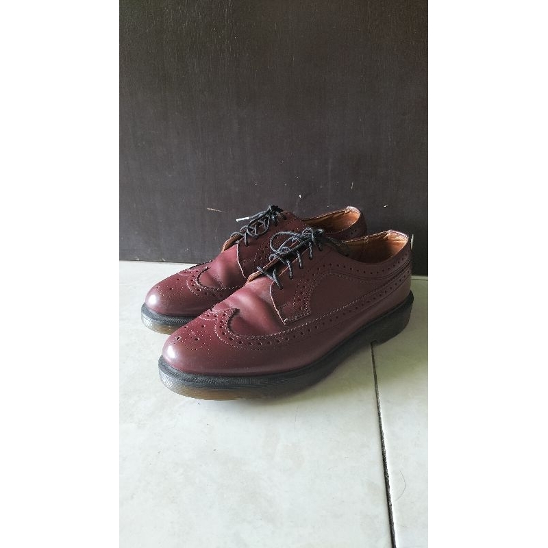 PRELOVED DR. MARTENS WINGTIP