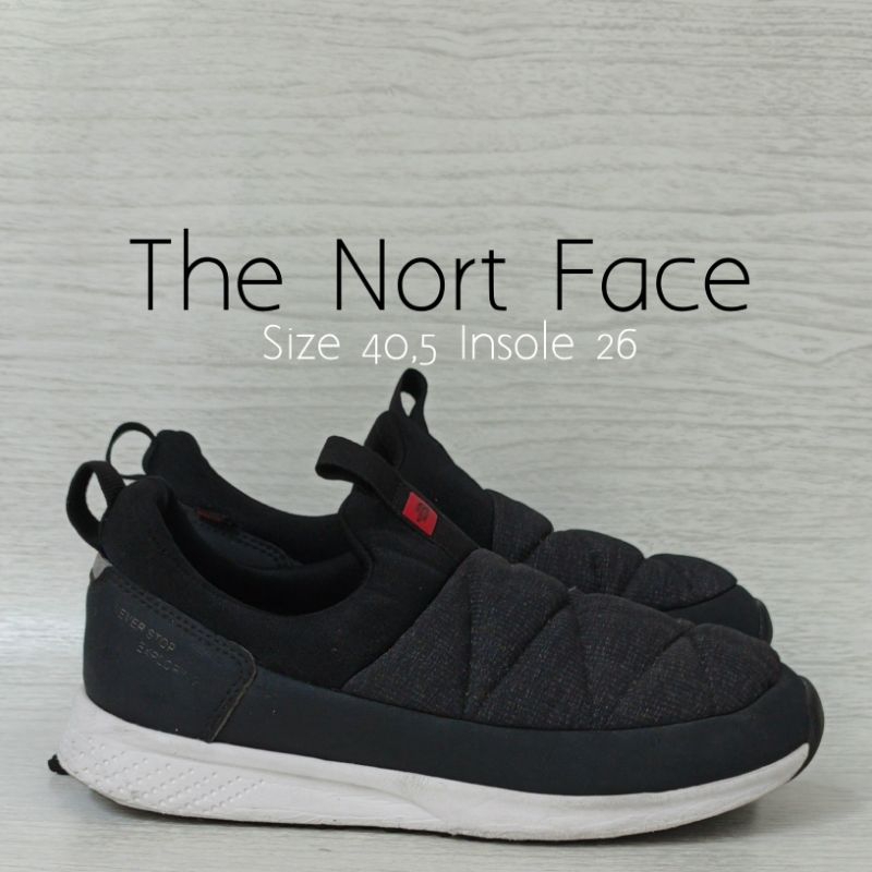 sepatu gunung hiking casual the north face tnf slip on Goose down