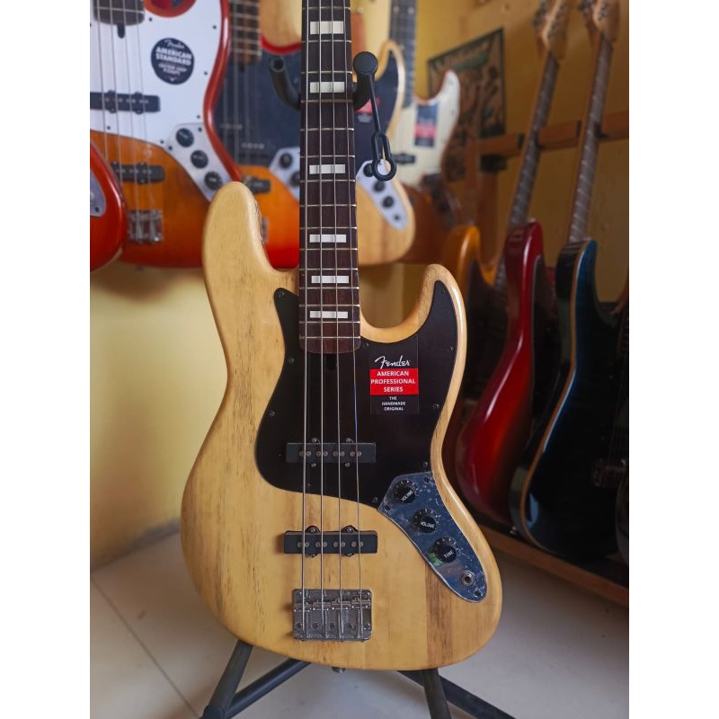 Bass Fender Jazz natural custom