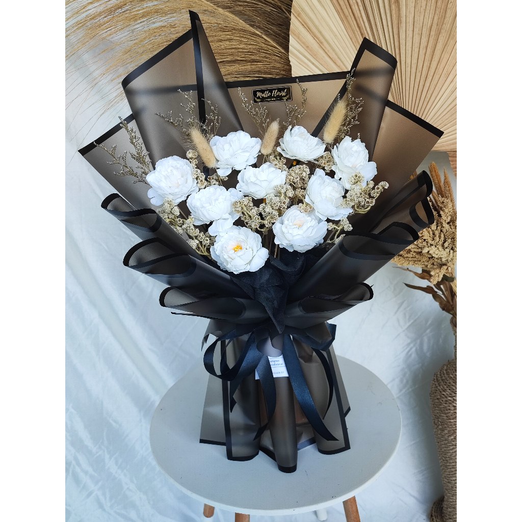 Buket Bunga Peoni Putih Elegan Mix Bunga Kering Caspea, Edelweiss, & Bunny Tail