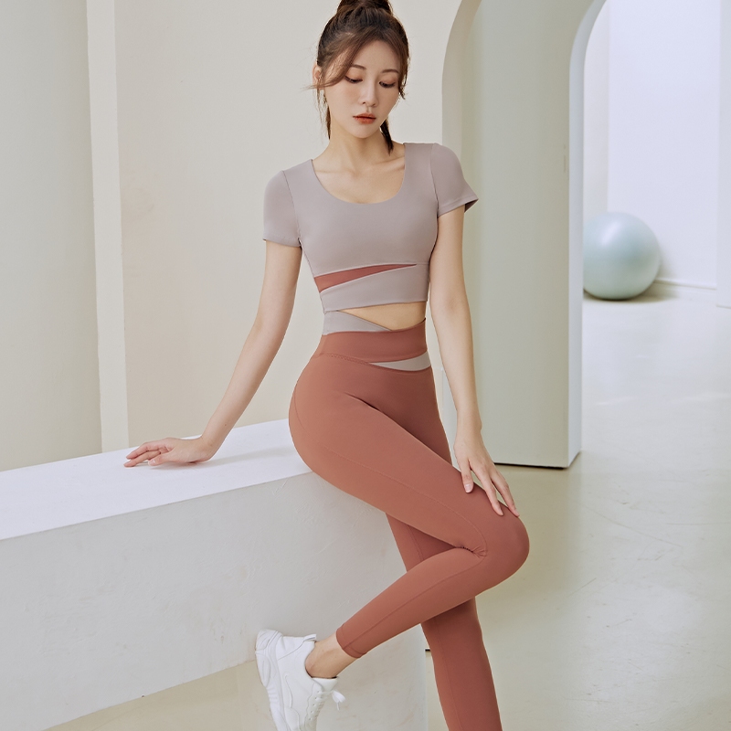 HOT SALE Setelan Baju Olahraga Wanita (Kaos Bra + Legging Panjang) YF055