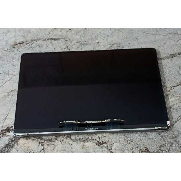 Original LCD Macbook Pro 13” A1708 2017 Grey (blank hitam)