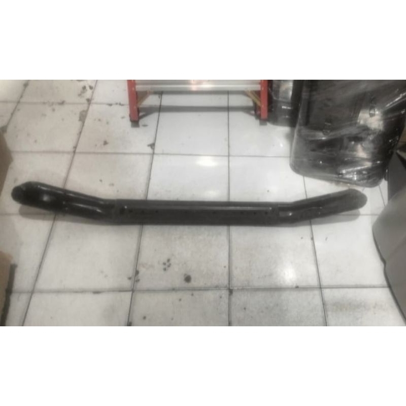 Crossmember radiator bawah kijang kapsul th 1997 s/d 2004