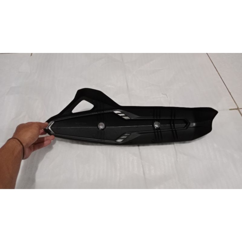COVER KNALPOT VARIO 125 ORIGINAL