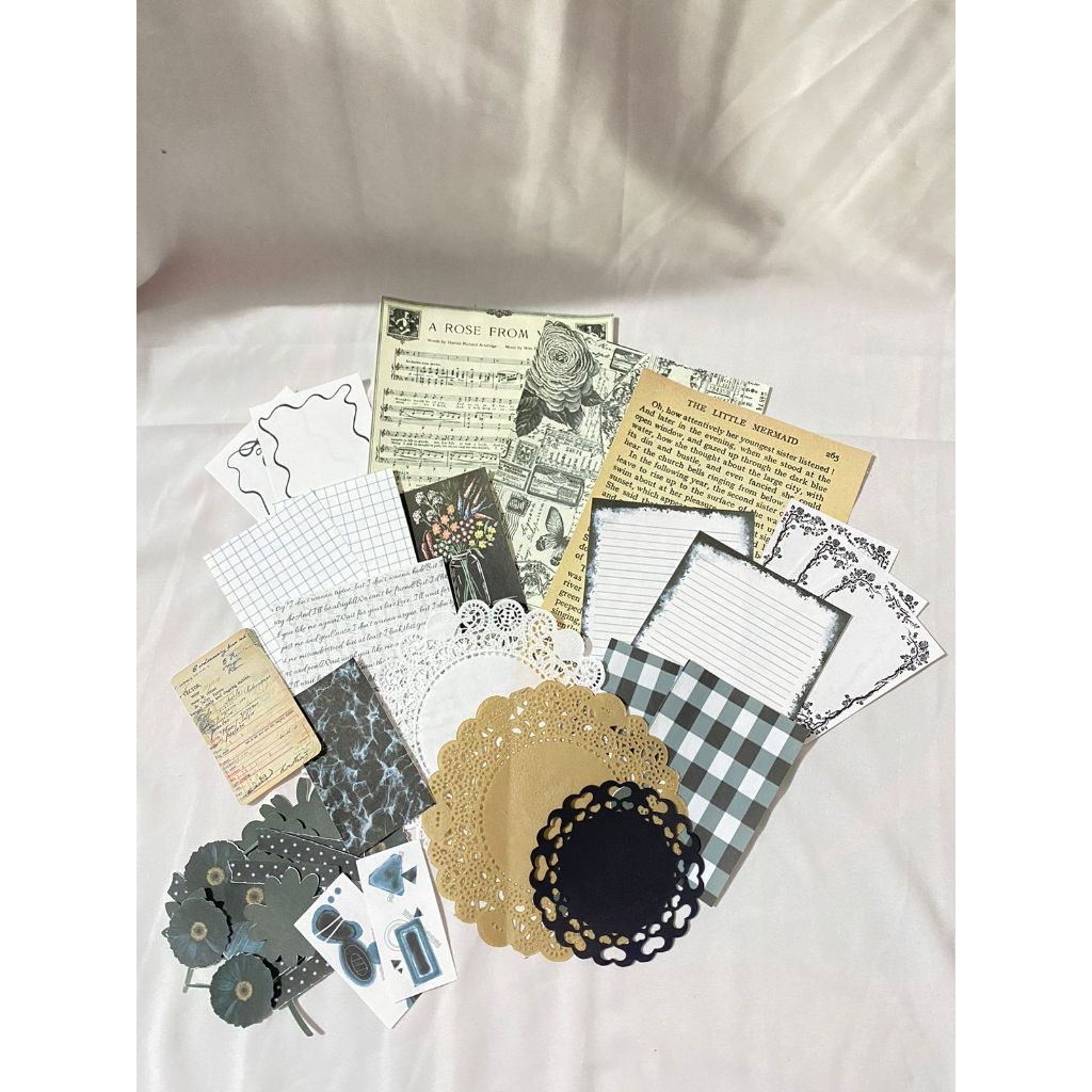 

READYSTOK 44 pcs journalkit journalingkit scrapbook Aesthetic / Sticker hiasan Dekorasi Scrapbook Journal/laptop/dinding/tumblr/buku murah/hadiah/buku journal