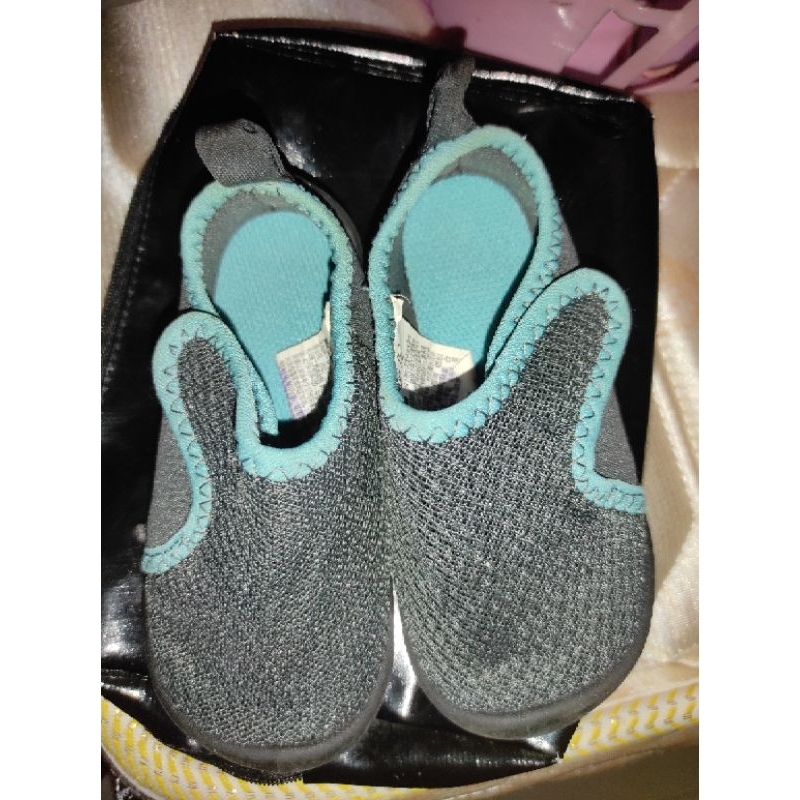 DECATHLON SEPATU ANAK uk. 22