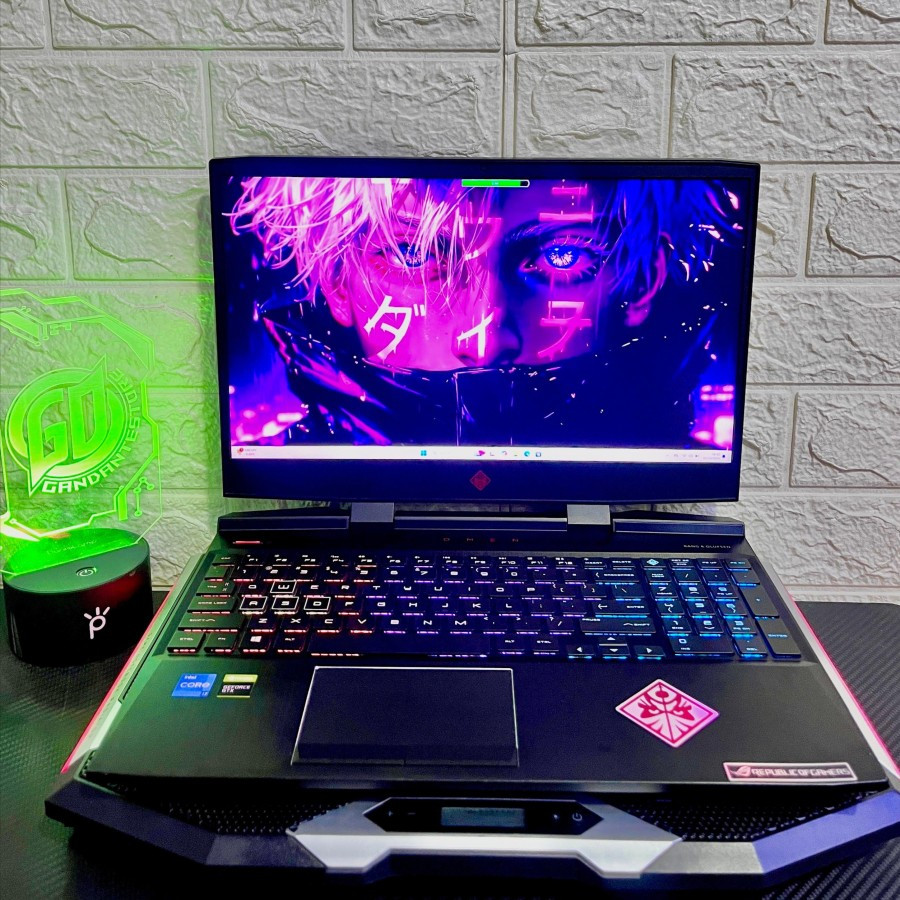 HP Omen 15 Gaming Laptop i7 GDDR5X 1060 16 GB Total DUAL VGA 144 Hz