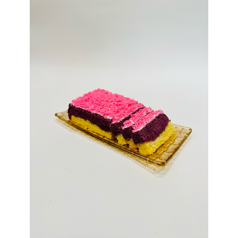 

RB22 Lapis Talas Small Yasmin Keik (360 gram)