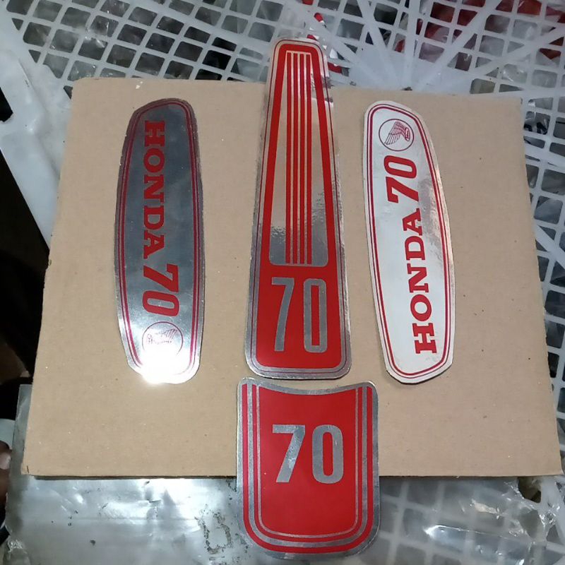 emblem striping stiker skorlet Honda C70 C 70 pispot