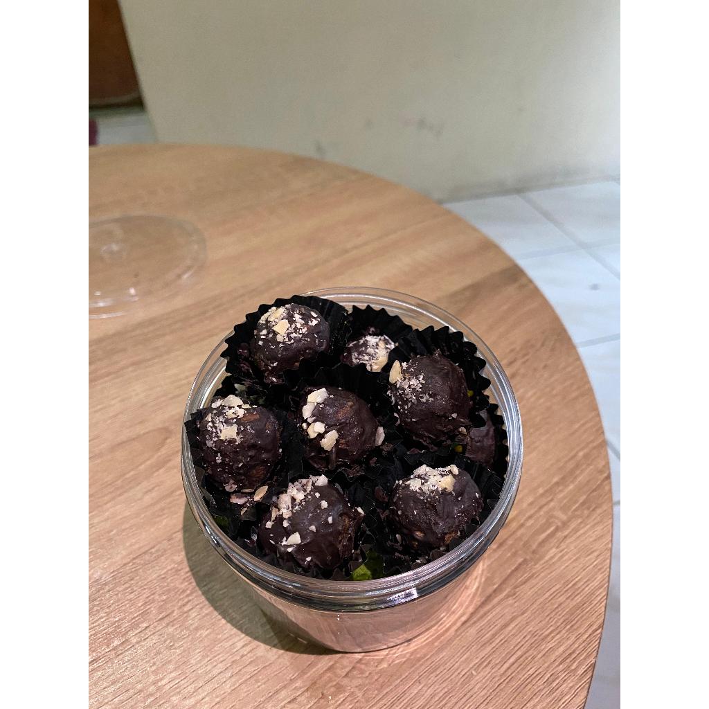 

CHOCO BALL Cokelat Almond