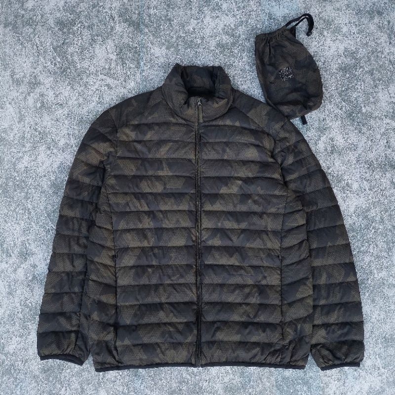Uniqlo Camo Ultralight Jacket