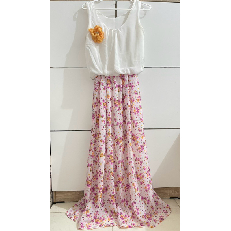 Preloved Dress Panjang Elegan / Dress Panjang Sleeveless / Dress Panjang Bunga Bunga / Longdress Flo
