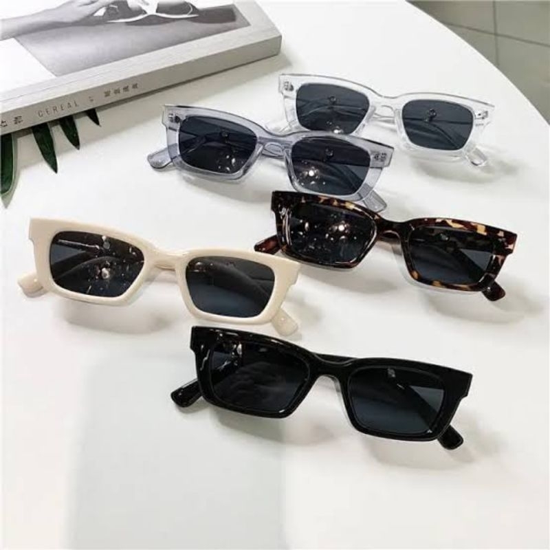 Kacamata Fashion Pria Wanita Gaya Korea / Kacamata Hitam Putih Unisex Sunglasses Korean / Kacamata A