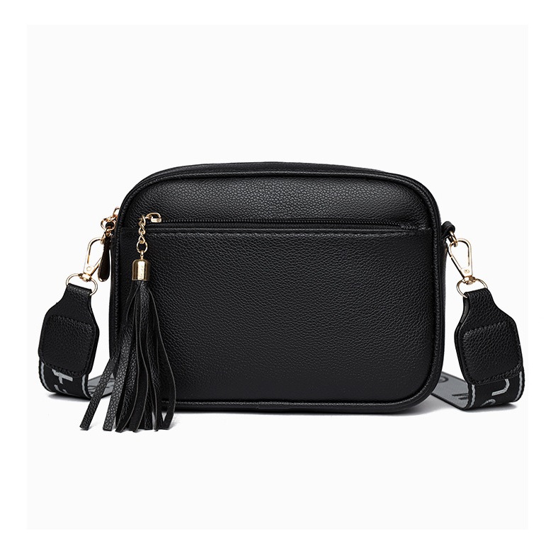 Tas Selempang Wanita Elegan Minimalis Ukuran Sedang Tali Lebar Clerence