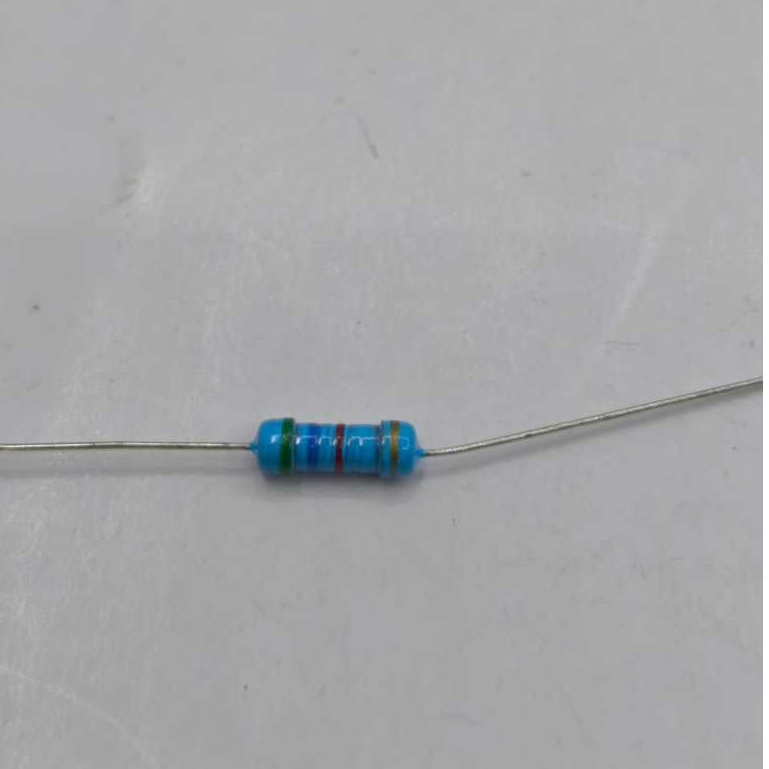 RESISTOR 1/2 WATT 5K6 / RESISTOR SETENGAH WATT 5K6